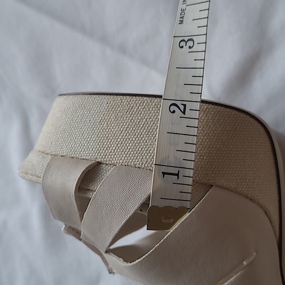 Size 9 cream open toed platform high heel shoes - Picture 5 of 6